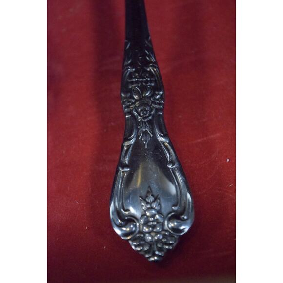 VTG Oneida Flatware Kennett Square 90 Pieces 12 settings 6 pc Hostess Set Chest - Picture 2 of 8